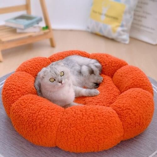 Cat Bed winter warm plush round flower cat sleeping pad winter thick pet bed