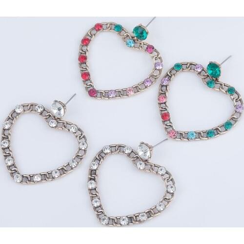 Fashion Rhinestone Metal Hollow Heart-shaped Earrings Womens Simple and Popular Drop Earrings Banquet Jewelry Accessories