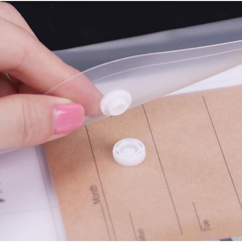 XueSheng Folders On A Button