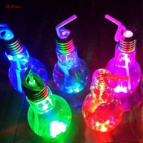 Fashion Plastic Light Bulb Kettle Milk Juice Tea Water Container Cute Minimalist Creative Full Leak-proof Light Lamp 7Z