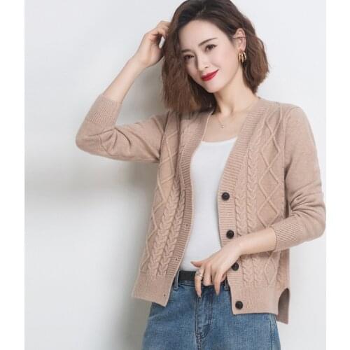Knitted cardigan womens 2021 spring and autumn new cashmere sweater Korean thin loose coat long-sleeved single-breasted sweater