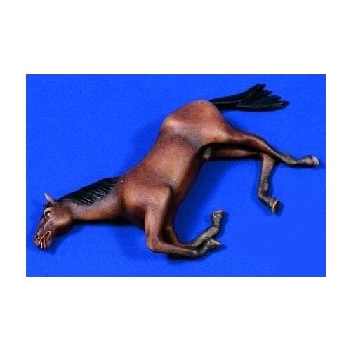 Scene model resin animal dead horse 1:35