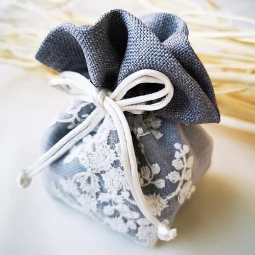 10pcs linen candy Bag Gift Favor Bags with lace rustic wedding decor vintage wedding accessories kids birthday party supplies