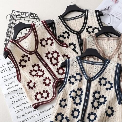 2021 Spring Autumn Chic Retro Boho Crochet Hollow Out Vest Women Sleeveless Waistcoat Short Floral Embroidery Outwear Chalecos