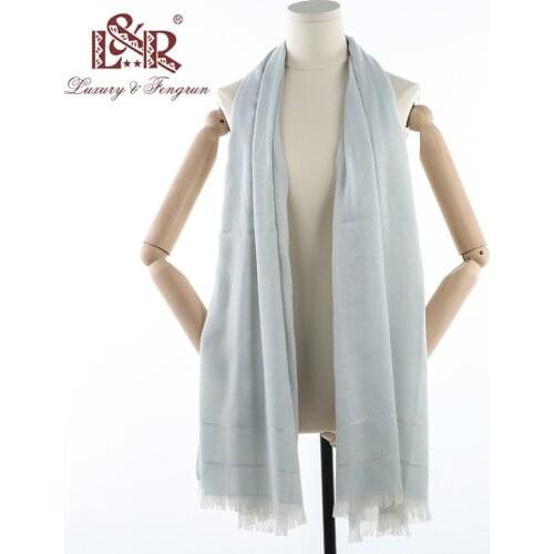 2018 Foulard Winter Silk Scarf Women Fashion Paisley Scarf Long Print Soft Satin Scarves Head Handkerchief Wholesale Shawl Wraps