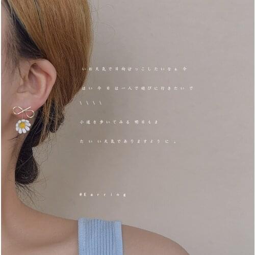 925 Silver Needle Flower Earrings Daisy Stud Earrings Womens Jewelry Gifts for Women Jewelry for Women Earings Fashion Jewelry