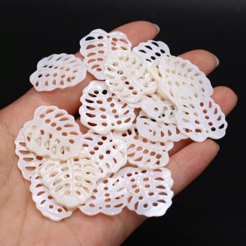 4pcs Natural Freshwater Charm White Shell Leaf Shape Beads Pendants for Women Diy Jewelry Necklace Bracelet Gift Size 23x26mm