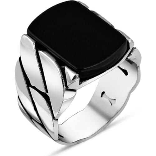 925 Sterling Silver Rectangular Black Onyx Men′s Ring Exclusive Ring for Men Fashionable Silver Ring