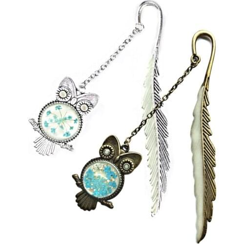 Vintage Dragon Bookmarks Luminous Owl Dragonflies Carved Hook Feather Book Clip Page Marker Pendants Gift for Teachers Students