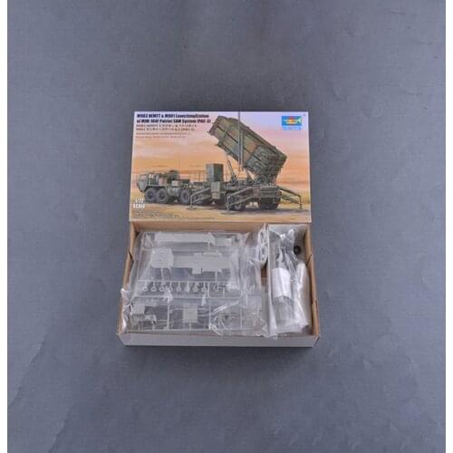 1/72 Trumpeter 07157 Static M983 HEMTT M901 Launching Station Truck of MIM-104F Patriot Model Indoor Toys TH19377-SMT2