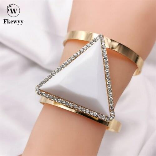 Fkewy New Fashion Bracelets Punk Accessories Festival Women Triangle Cuff Bracelet Triangle Geometry Fashion Jewellery Girl