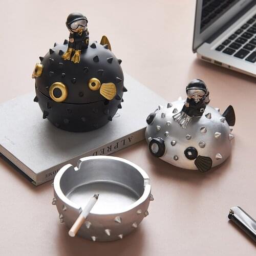 Diver ashtray outdoor live room Ashtray for home decoration ashtrays with lid ash tray resin Gift for boyfriend Office Decor