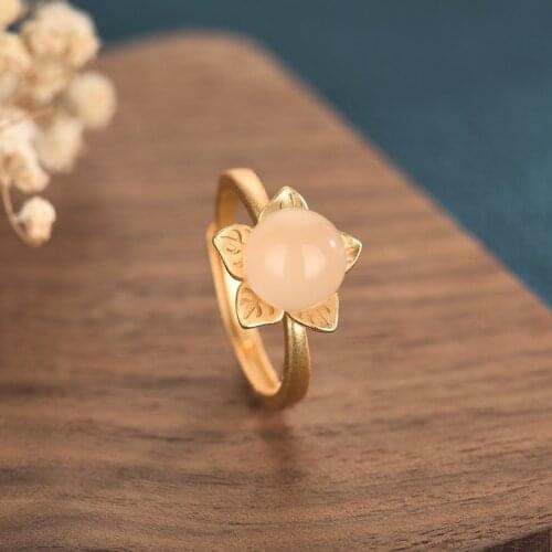 Retro White Stone Flower Rings for Women Elegant Palace Vintage Resizable Rings 2021 Trend Dating Ring Friends Gift Jewelry M4