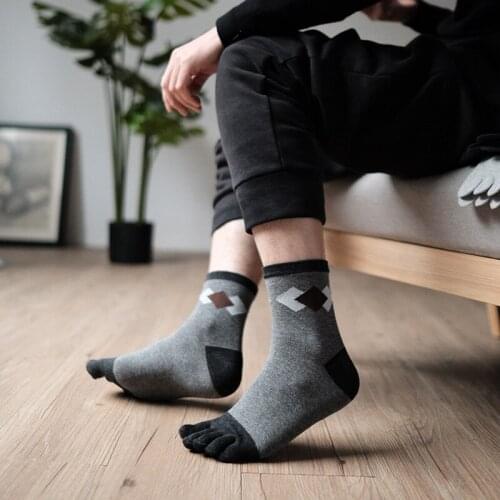 4 Pairs Spring Autumn Medium Tube Five Finger Socks Men Business Absorbing Thin Cotton 5 Toe Socks Novelty Socks Gifts For Men