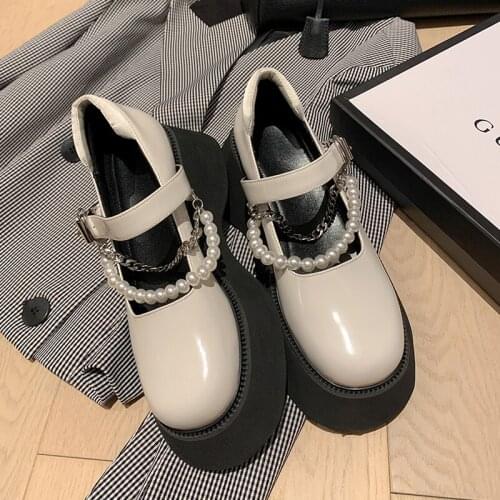 Osunlina Woman Fashion Pumps Round Toe Thick Bottom Mary Janes Pumps Buckle Strap Pearl Metal Chain Handmade Lady Shoes 2021 New