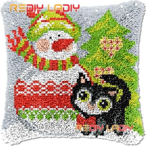 Latch Hook Cushion Cover Snowman with Kitten Needlepoint Kits Chunky Acrylic Yarn Crocheting Pillow Case Arts & Crafts