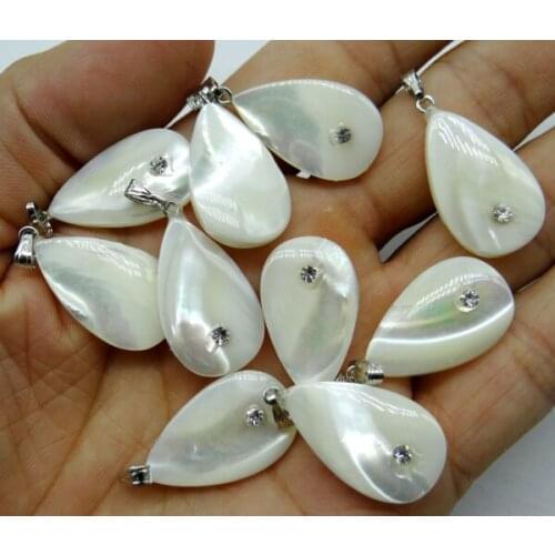 Wholesale wit natural beschaafde Teardrop parelmoer kralen shell pendant for diy Jewelry making necklace Accessories