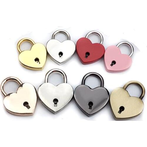 Heart Shaped Concentric Lock Metal Mulitcolor Key Padlock Gym Toolkit Package Door Locks Building Supplies SN2272
