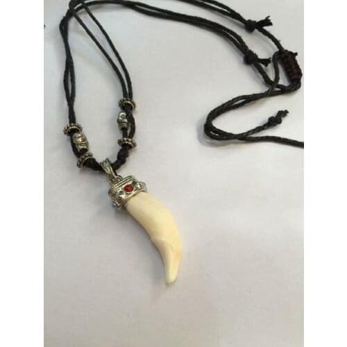 16 pcs Vintage Pendant Tribal White Color Wolf Tooth Tibetan Beads Jewelry