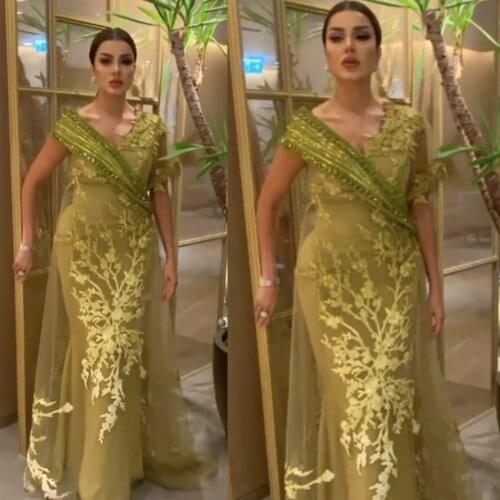 Green prom dresses 2021 v neck beading sequins lace appliques mermaid long evening dresses gowns