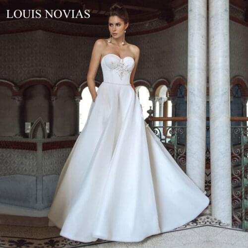 Louis Novias New Elegant Wedding Dress A-line Sexy Open Back Mesh Dress Lace Dress Cathedral Royal Dress Vestido De Noiva