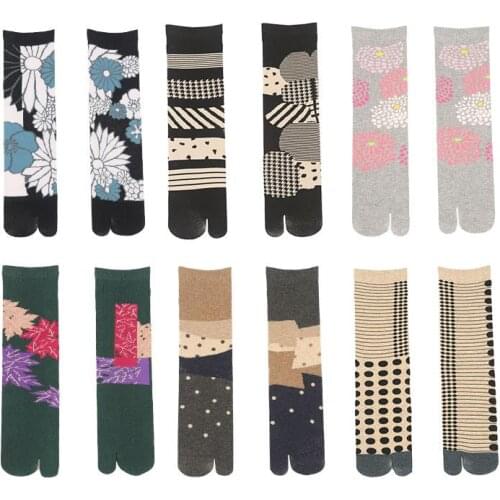 2 Pairs Split Toe Socks Creative Fashion AB Pattern Two Toe Socks Korean Style Women Cotton Socks
