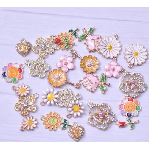 26 pcs Mixed Enamel Flower Charm Pendants For Women Men DIY Jewelry Making Supplies Rhinestone Daisy Sunflower Handmade Charms