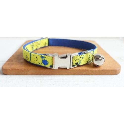 Pet Small Dog Collar TTHE SPLASH INK Adjustable Cat Nameplate ID 2 Sizes Poly Satin And Nylon Cat Collar Sash Small Bell