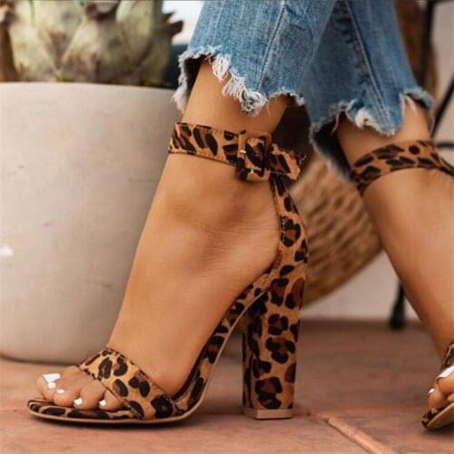 Summer Exquisite Women Sandals Peep-toe Buckle Strap Sandals Party Leopard Print Square High Heels 11.5CM High Heels Sandals