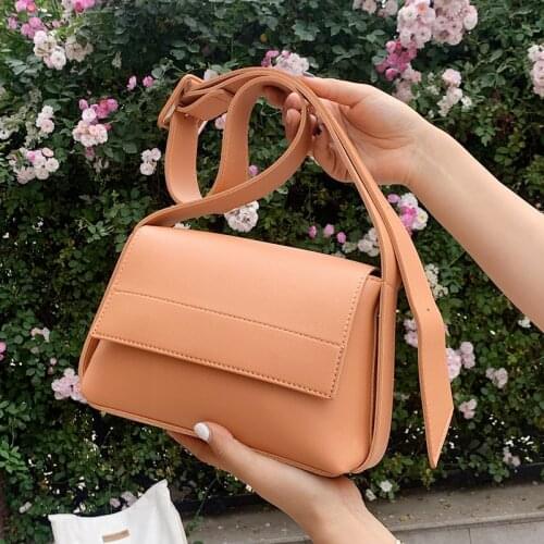 Retro Ladies Wide Shoulder Strap Messenger Small Square Bag2021New Simple and Fashionable Student Bag Single Shoulder Female Bag