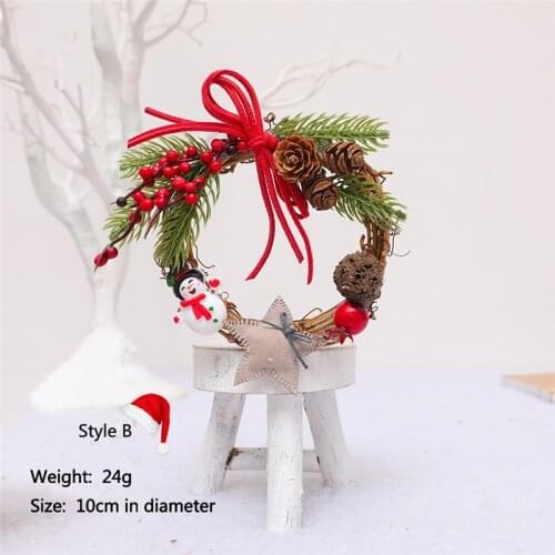 Artificial Hanging Decorations Rattan Wreath Garlands Circle Christmas Tree Pendant Window Props Decorations Wreath