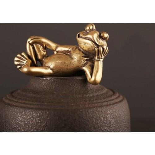 Animal Miniature Figurine Desk Decor Craft Home Accessories Antique Copper Lying Frog Statue Car Ornament Decoration Pure Brass