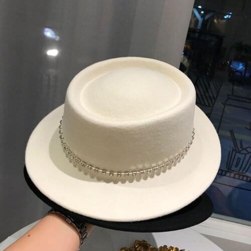 202009-shi8752 British Style autumn wool Shining rhinestone chain lady fedoras cap women leisure hat