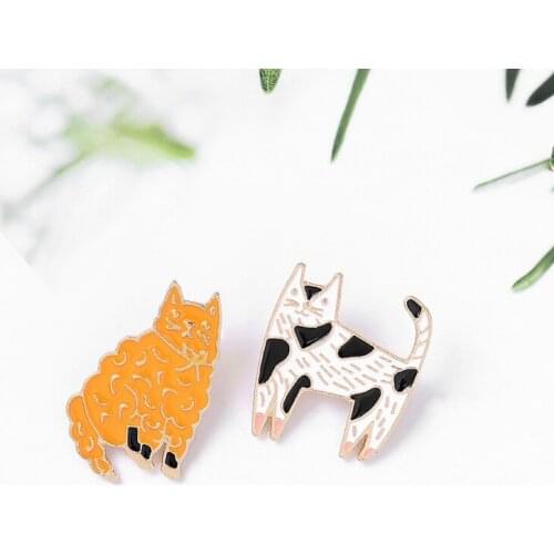 Kitten brooch custom black white orange cat lapel pin fun all-match shirt bag kitten badge cute animal jewelry gifts for friends