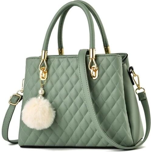 2021 new designer brand Female bag Plaid fur ball handbag high-quality leather handbags Fashion shoulder messenger bags Bolsa