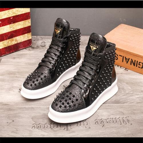 Designer Luxury Men Sneakers Punk Hip Hop Rivet High Tops Gold Red Thick Bottom Casual Shoes Zapatillas Hombre