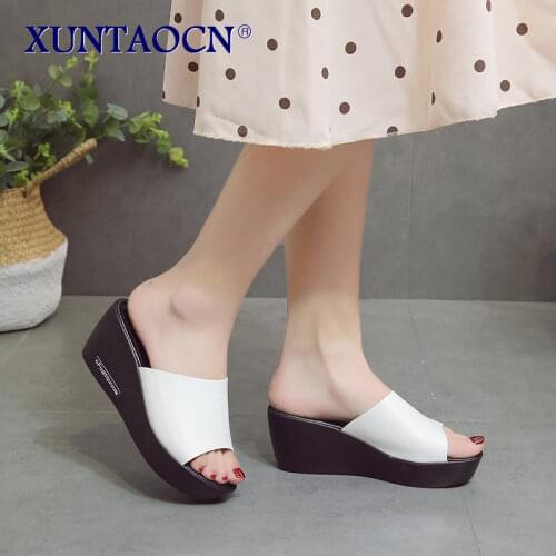 Hot Sale Women shoes Summer Fashion PU leather Leisure shoes women platform wedges Fish Mouth Sandal Thick Bottom Slippers