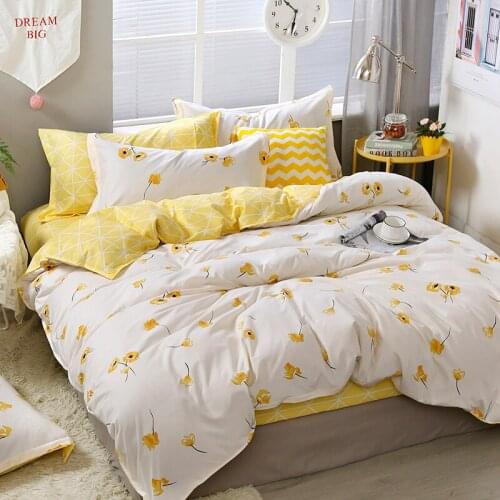 4pcs Yellow Bedding Sets Cream Floral and Yellow Geometric Reversible Floral Duvet Cover Set Soft Home Textile Comforter Cover