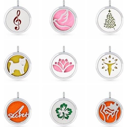 Silver Hollow Flower Perfume Aromatherapy Essential Oil Diffuser 30mm Locket Pendant DIY Accessories For Necklace Key chains