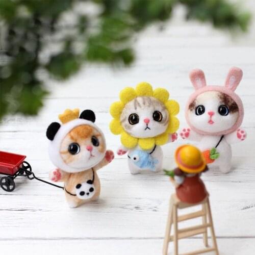 1Set Felt Craft DIY Non Finished Felting Poked Handcraft Wool Felt Poked Set DIY Cat Felt for Needle Poke Material Pack