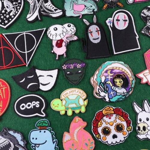 Cartoon Patch DIY Anime Japan Embroidered Patch For Clothing Iron On Patches On Clothes Cute Animal Patches For Jacket Applique