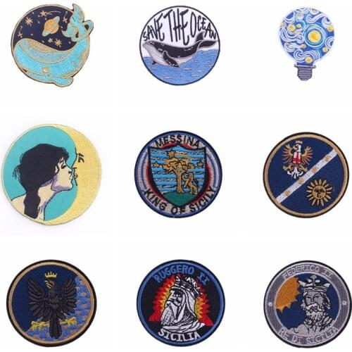 Nature Adventure Outdoor Travel Whale Iron Embroidered Patches For Clothing Embroidery Patch Sewing Round Fusible Iron Patch DIY