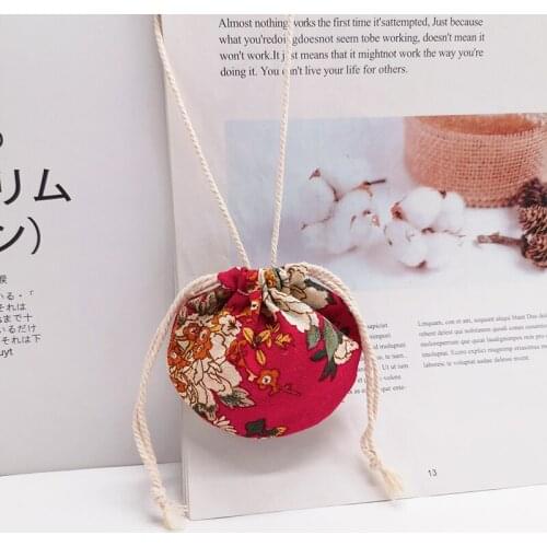 Red Floral Pattern Linen Material 7x9cm Wedding Christmas Gift Bags Jewelry Packaging Bags Candy Gift Bags Wedding Supplies