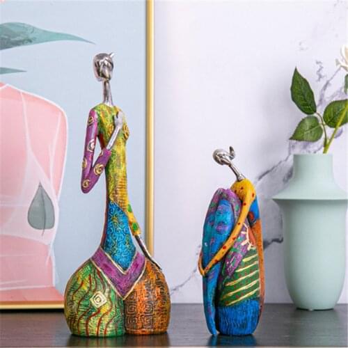 Painting Woman Resin Statue Figurines For Interior Home Decor Living Room Decoration Accessories Sculpture Modern Art A3548