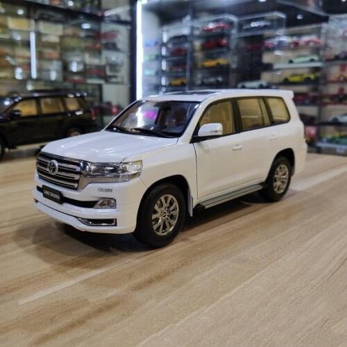 1:18 Scale Diecast Land Cruiser LC200 Alloy Simulation Car Model Toy Collection vehicle Souvenir Kids Adult Gifts Display Show