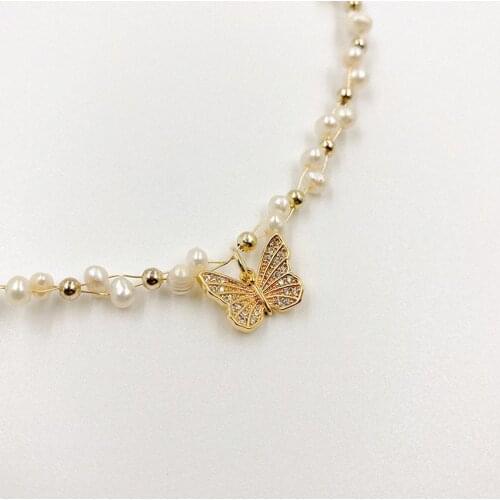 Niche Design Natural Baroque Butterfly Pearl Necklace Exquisite Retro Simple Wild Necklace Clavicle Chain