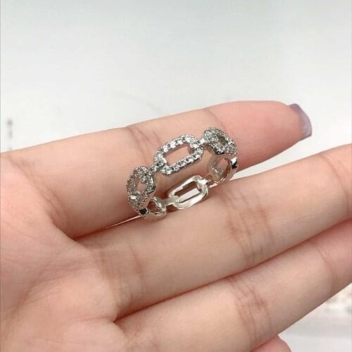 Simple Punk Jewelry S925 Silvery Fashion Creative Chain Rings Full Inlay Small Zircon Womens Wedding Party Luxury Accessories