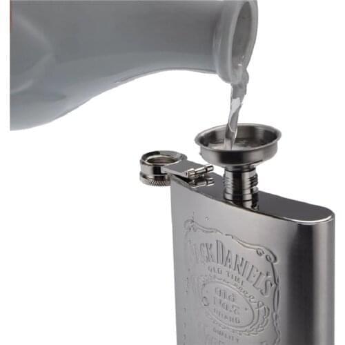 8Oz Pocket Hip Flask Alcohol Bottle Travel Engraved Wine Drink Pot Alcohol Whiskey Flagon + Funnel Male Small Mini Bottle