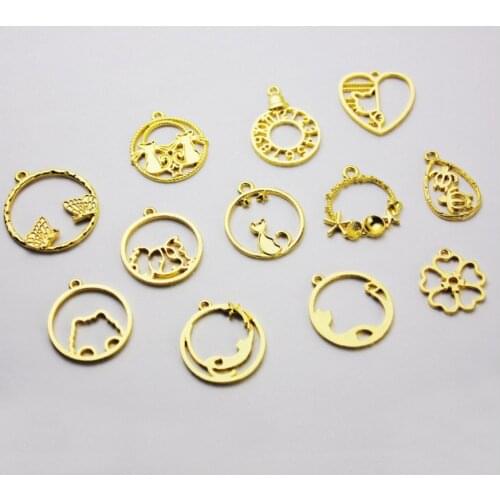 GLADZGT 10 pcs/lot Cat butterfly wave clock Metal Frame Pendant Gold Charm Bezel Setting Cabochon Setting UV Resin Charms