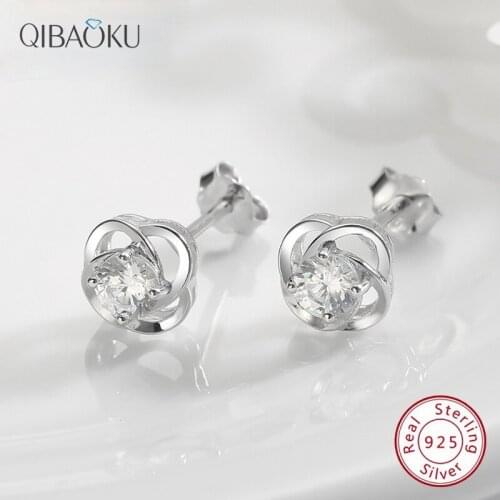 QIBAOKU Stud Earrings